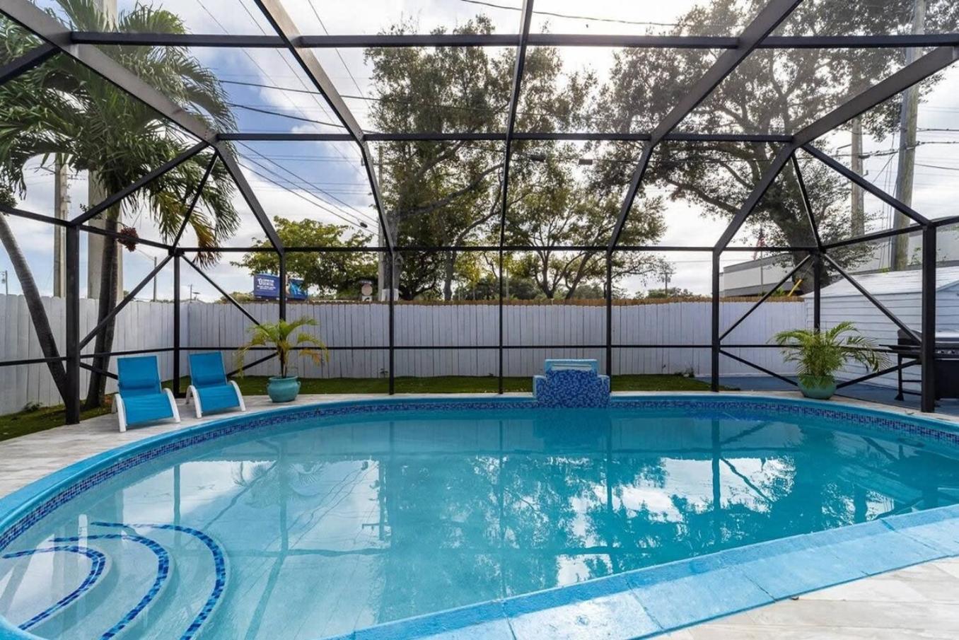 Private Heated Pool Villa In Ftl Near Beach Форт Лодърдейл Екстериор снимка